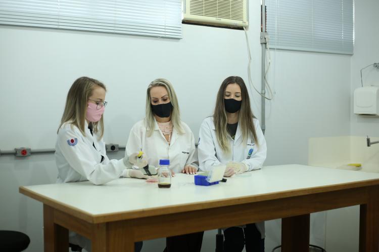 Pesquisa bioativos contra vírus e bactérias