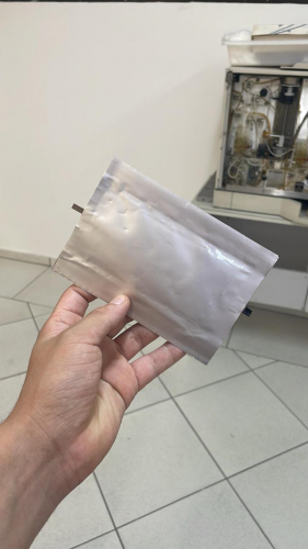 Protótipo de bateria de silício-enxofre