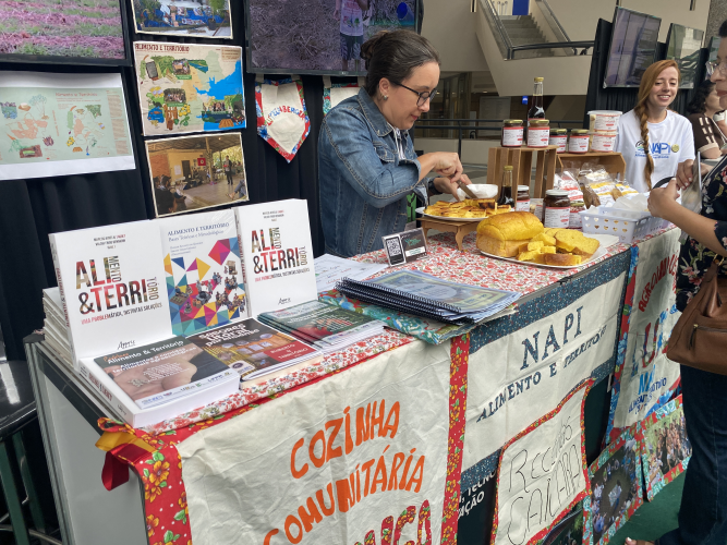 Alimento e Território