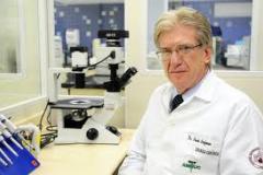 Dr Paulo